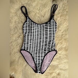 St John Black and White Vintage High Leg One Piece Swimsuit - Size 10